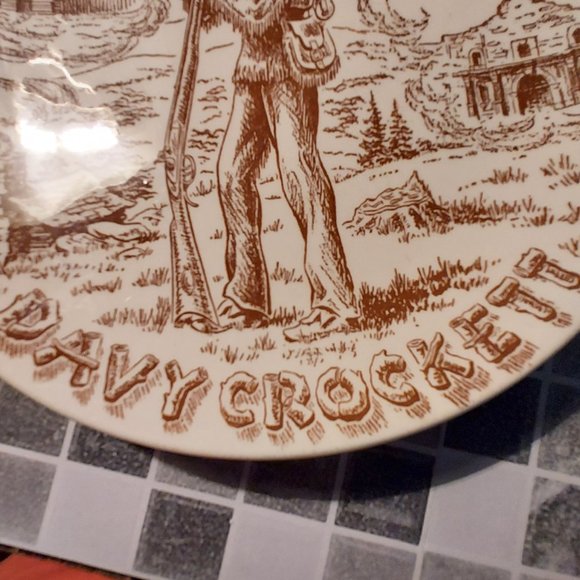 Davy Crockett Collectible China Plate - Picture 3 of 3